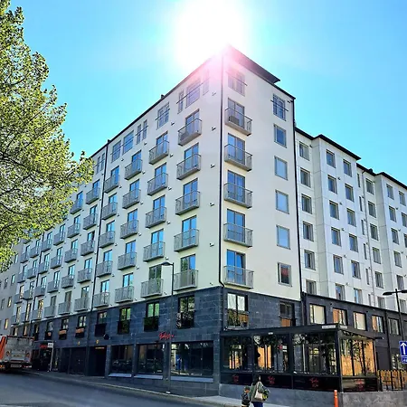 Kotimaailma - Parvekkeellinen Keskustakaksio - Aleksanterinkatu *