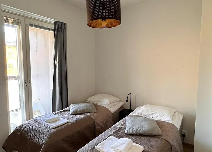 Kotimaailma - Parvekkeellinen Keskustakaksio - Aleksanterinkatu Апартаменты *